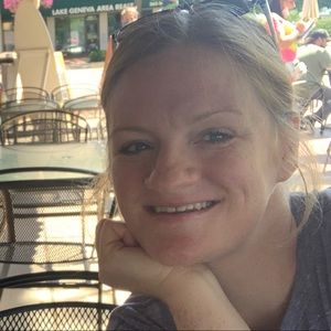 Meet your Posher, Kelly